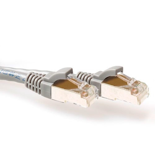 ACT Grijze 15 meter SFTP CAT6A patchkabel snagless met RJ45 connectoren