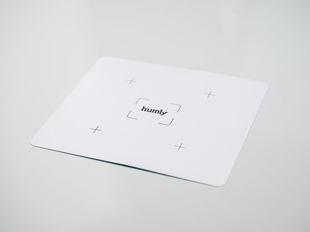 Humly Room Display Glass Sticker