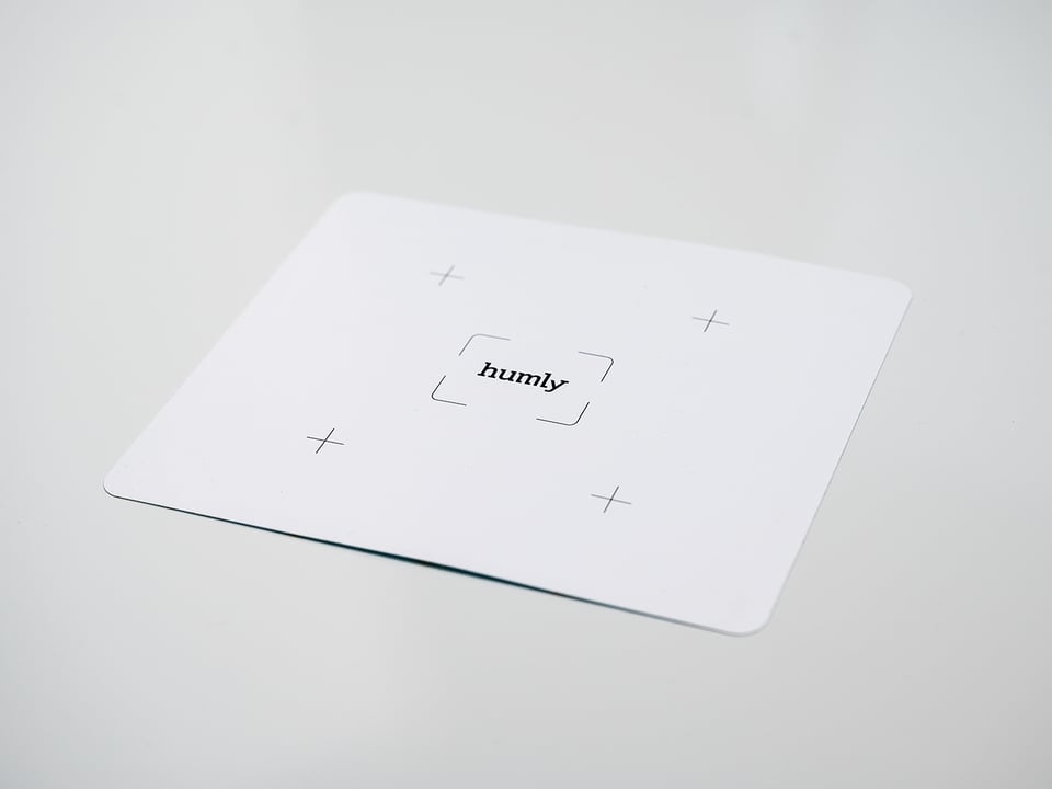 Humly Room Display Glass Sticker