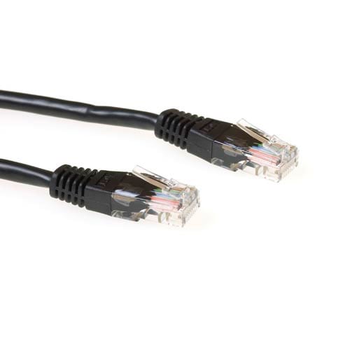 ACT Zwarte 15 meter U/UTP CAT6 patchkabel met RJ45 connectoren